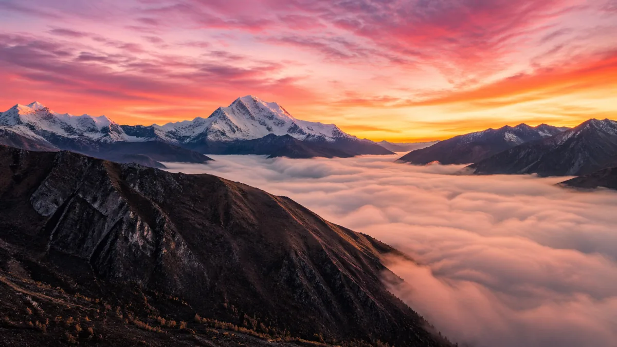 Mountain sunrise campaign